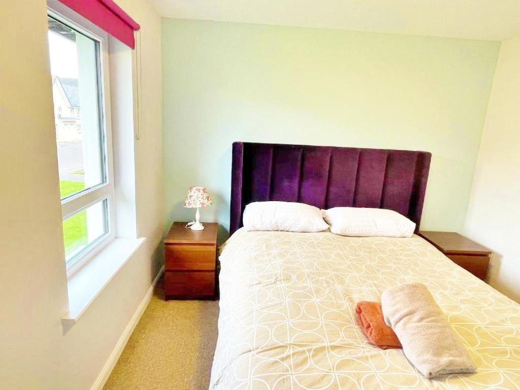 3 Bed House With Parking Near Airport Villa Edinburgh Bagian luar foto